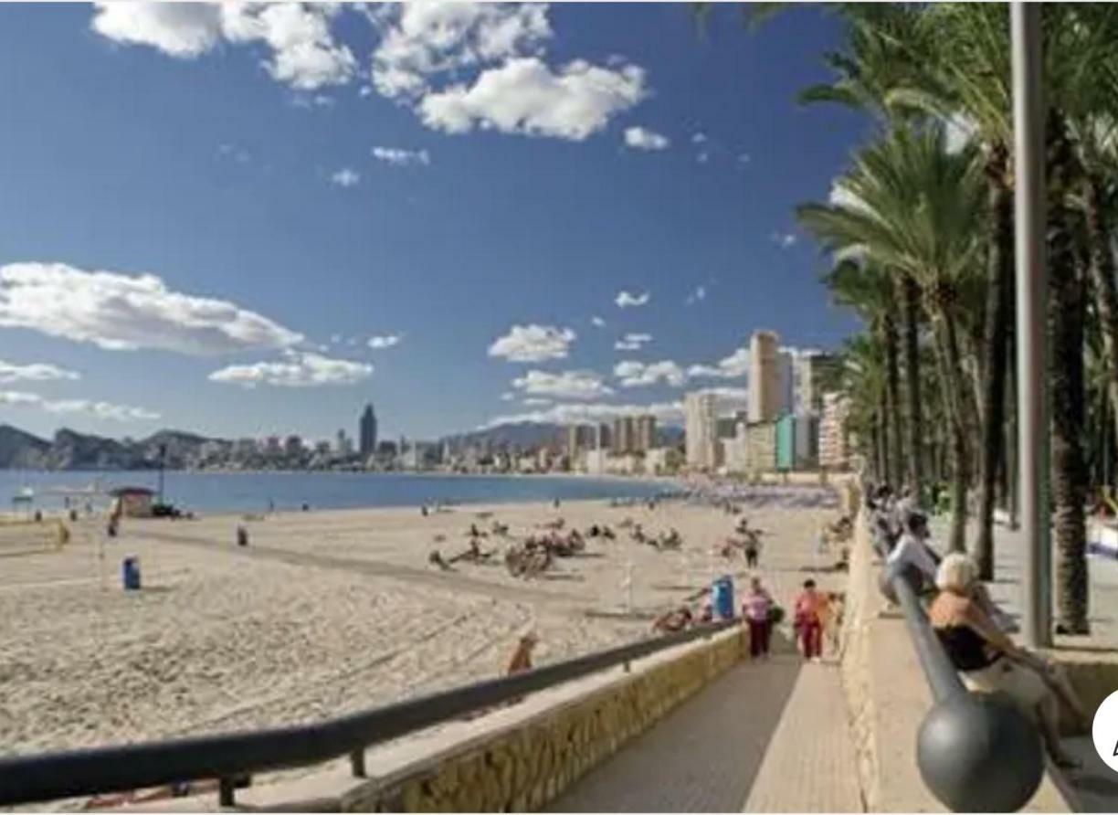 Apartamento En El Centro A Un Minuto De La Playa 貝尼多姆 外观 照片